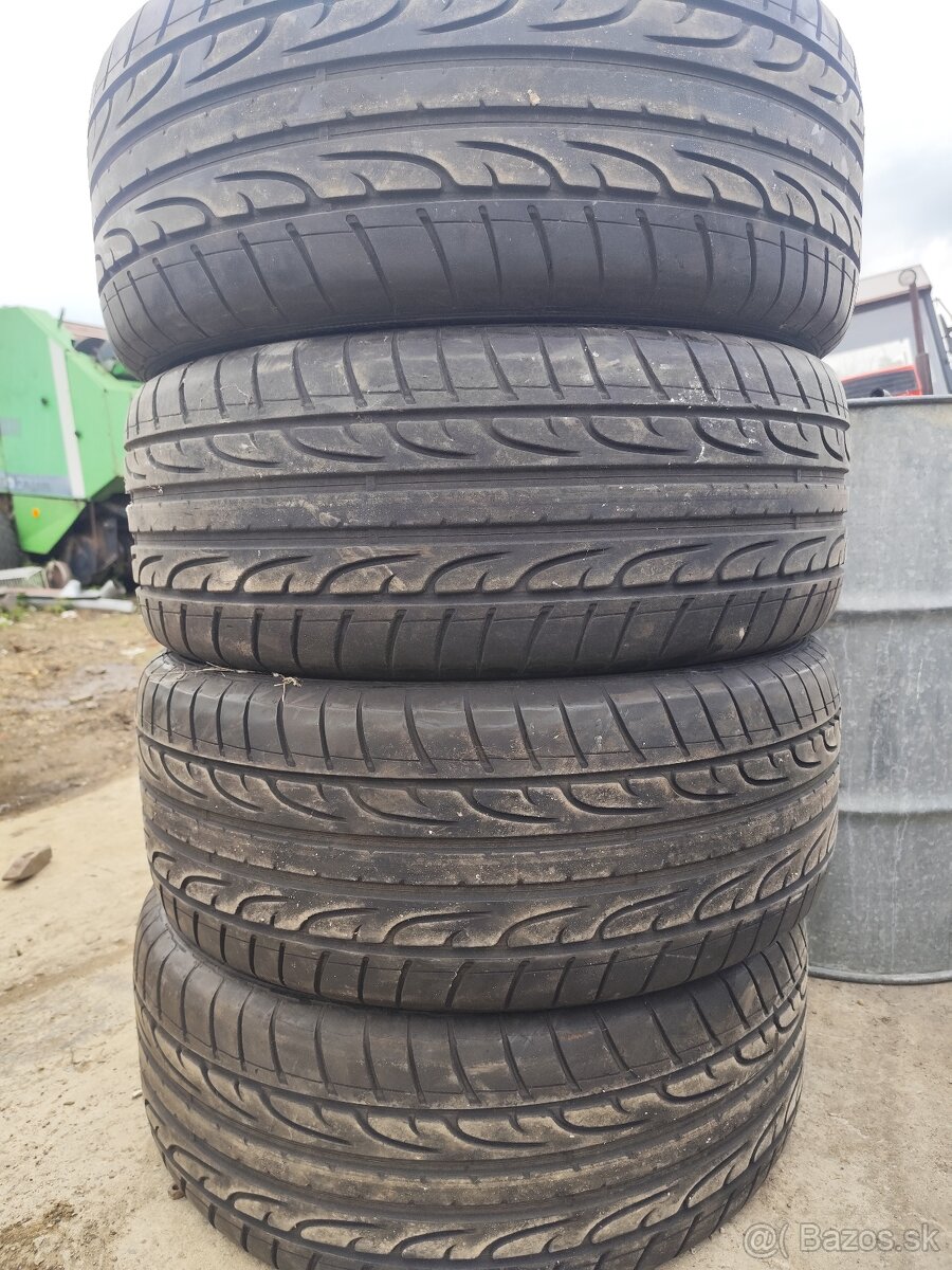 275 50 R20