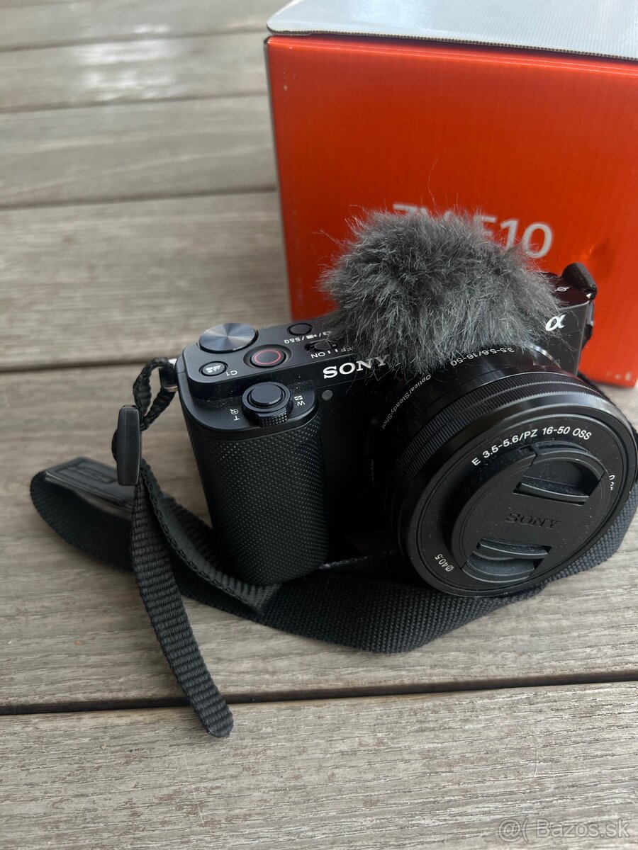 Sony Alpha ZV-E10 + 16-50mm
