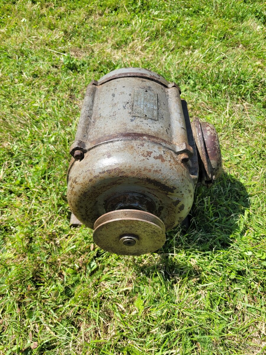 Elektromotor Škoda 1,12kW