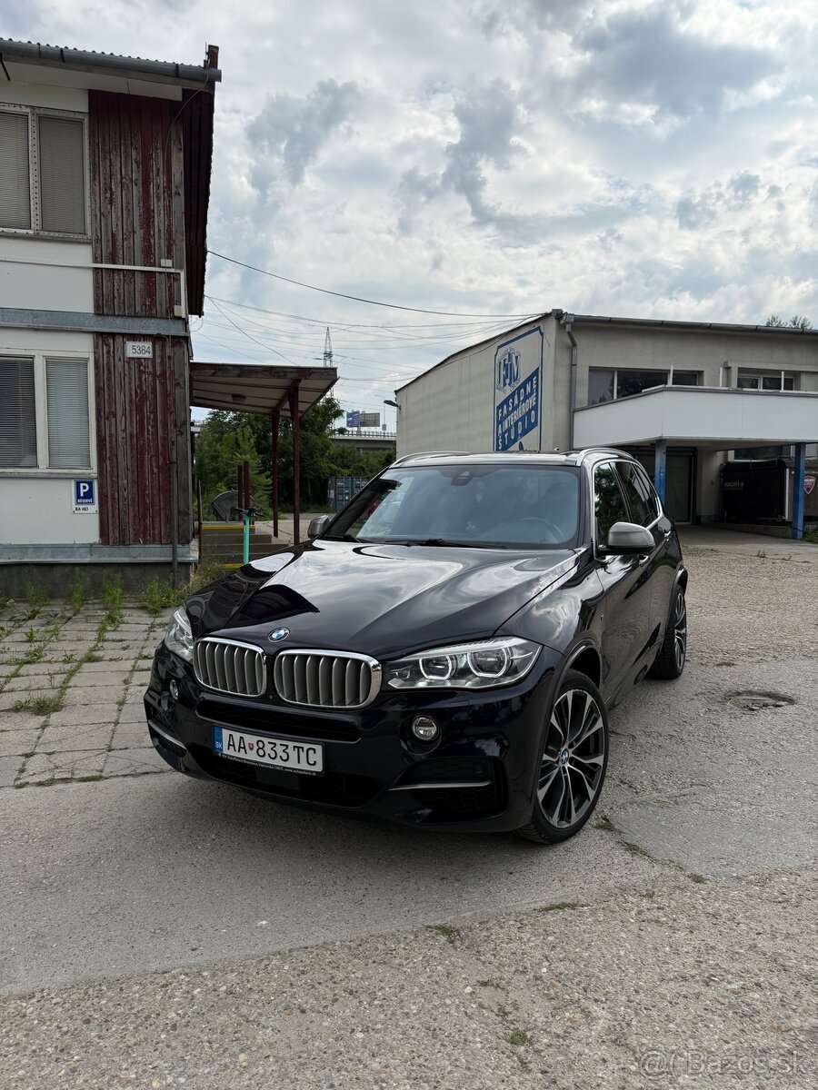 BMW X5 M50D