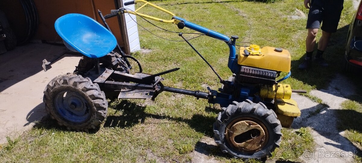 Predám traktor