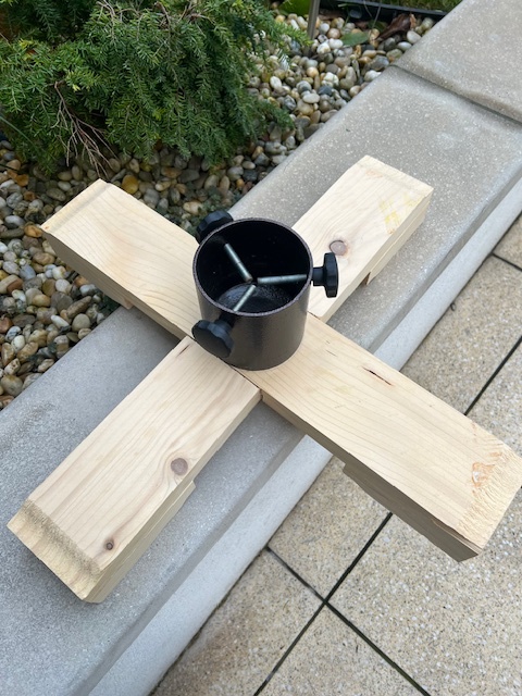 Stojan na vianočný stromček