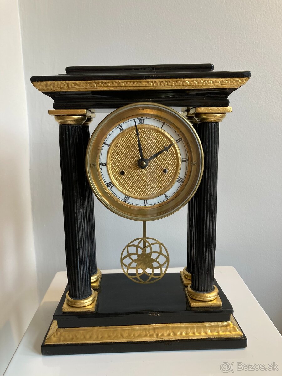 portálové hodiny - model