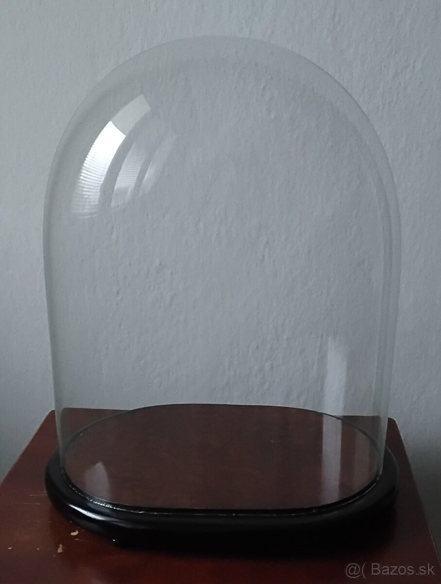 Skleneny zvon, kupola