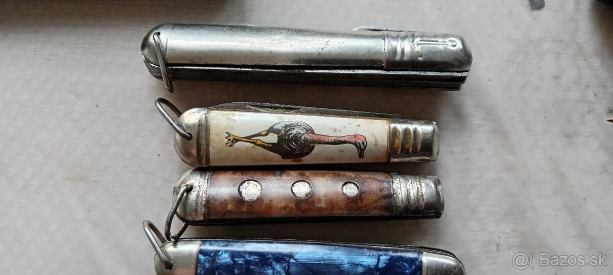 Vreckove noziky mikov sandrik