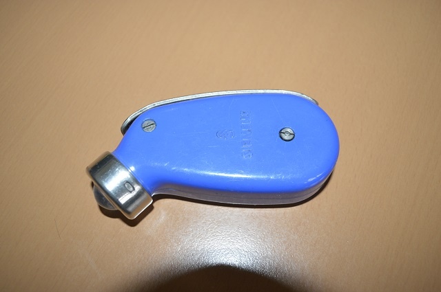 predam vreckova starozitna baterka/dynamo Siemens