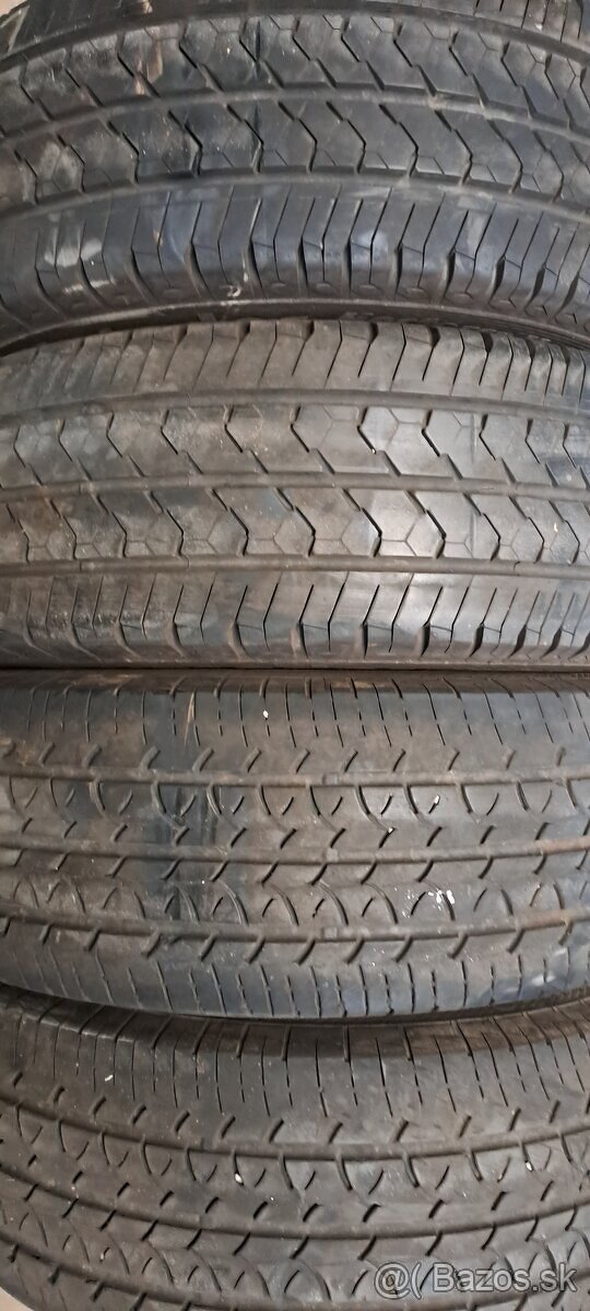 Predám 4ks jazdené letné 235/65r16C 2+2modely na dodávku