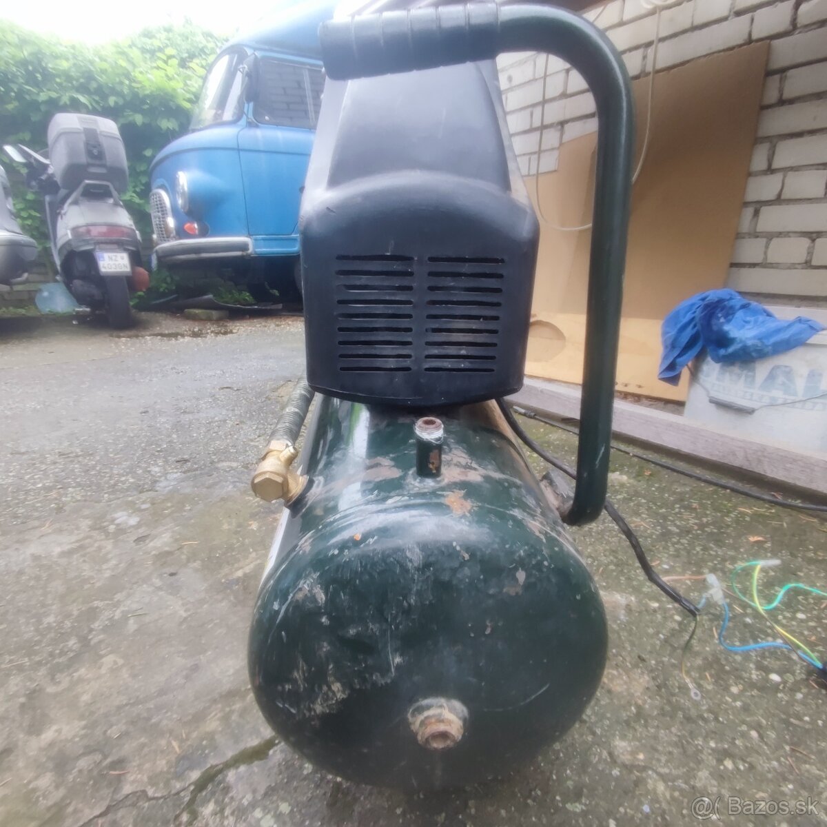 olejový kompresor 24L/8bar