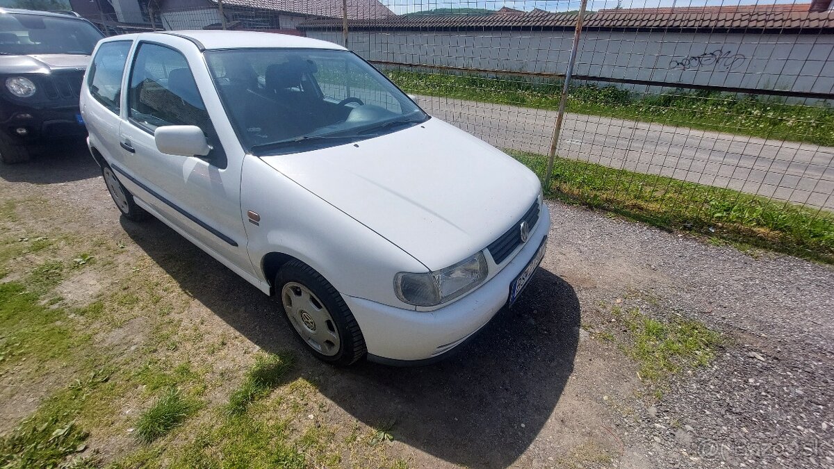 Volkswagen Polo 1.4 benzín, 44 kw.