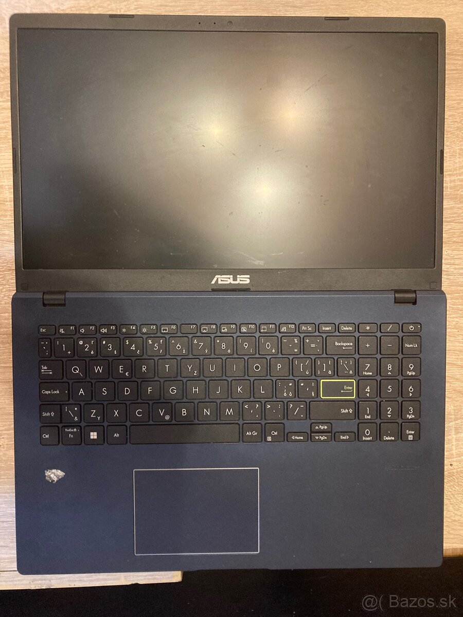 ASUS E510 (E510MA-EJ1322W) čierny