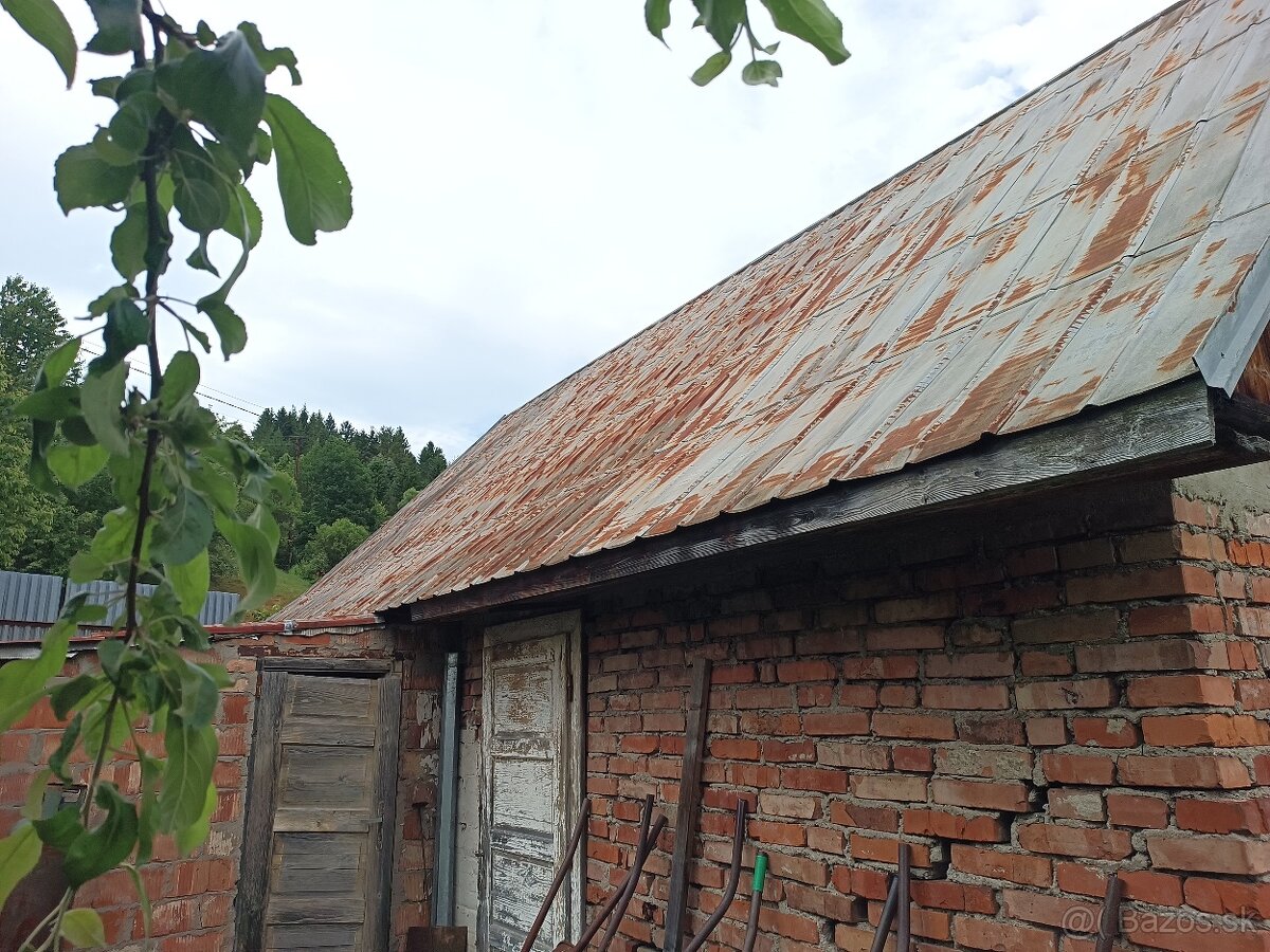 Darujem materiál