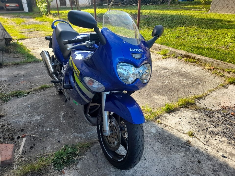 Predám moto Suzuki GSX 600 F