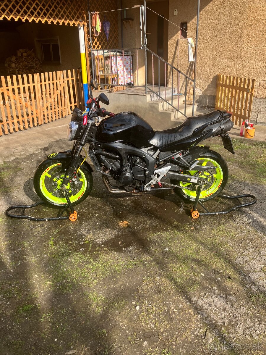 Yamaha fz6
