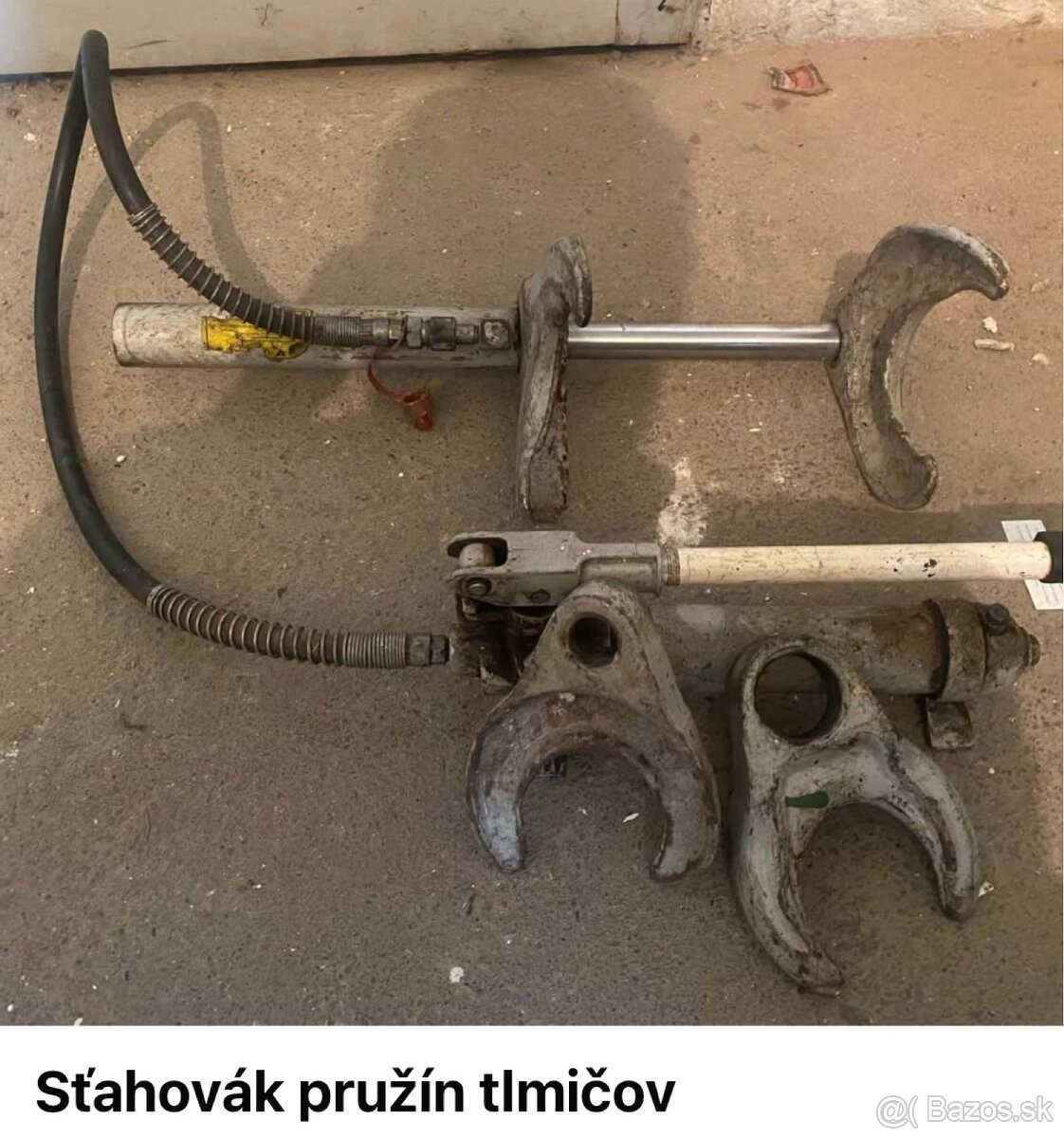 Hydraulicky sťahovák pružín