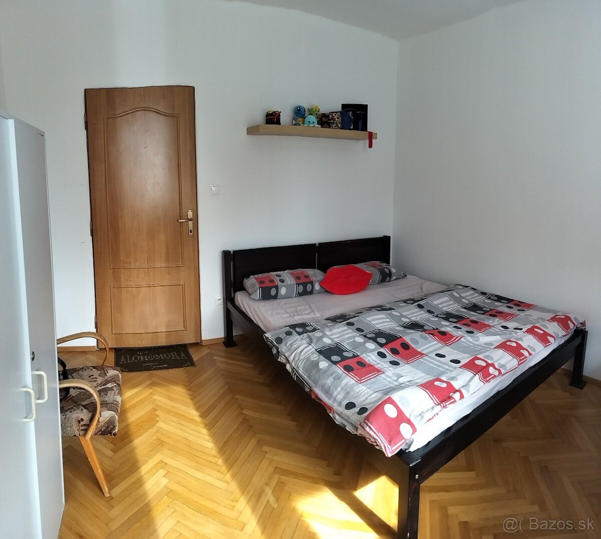 Prenájom samostatnej zariadene izby v 3i byte v Nitre