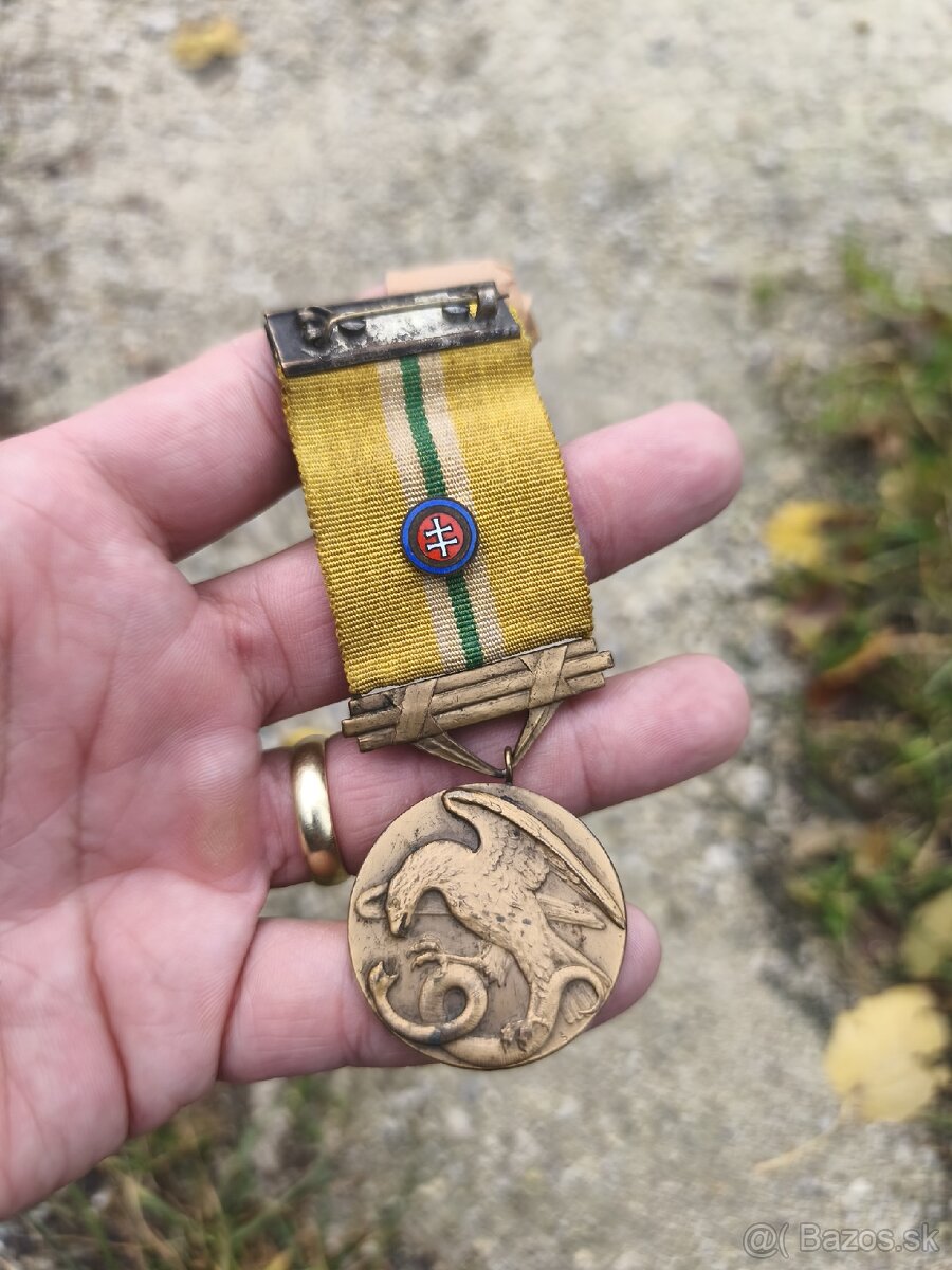 Vyznamenanie Slovenský Štát. Za zásluhy.