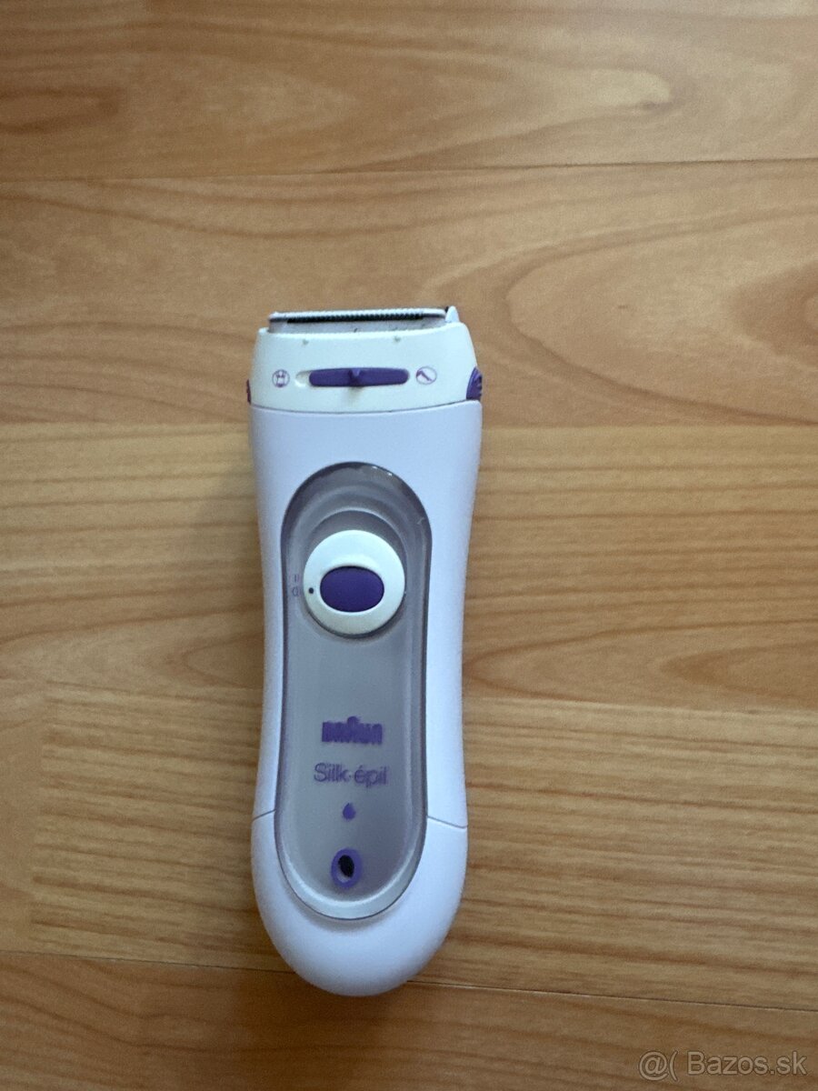 Holiaci strojček Braun Silk&Soft LS5560 fialový
