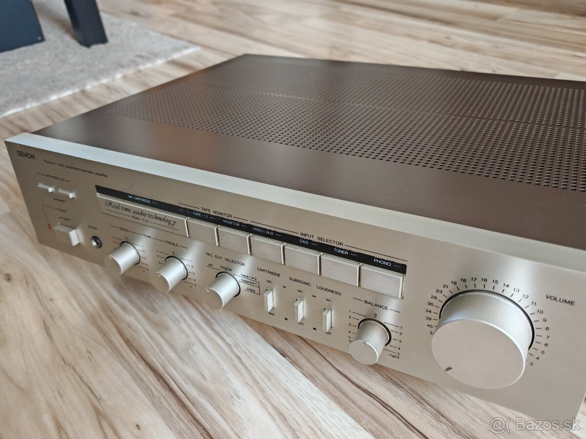 DENON PMA-737 strieborný hi-fi zosilňovač