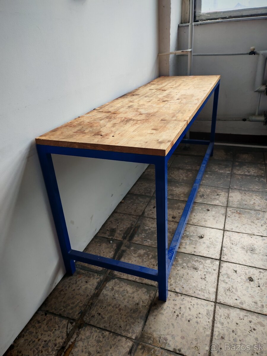 Dielensky pracovný stol