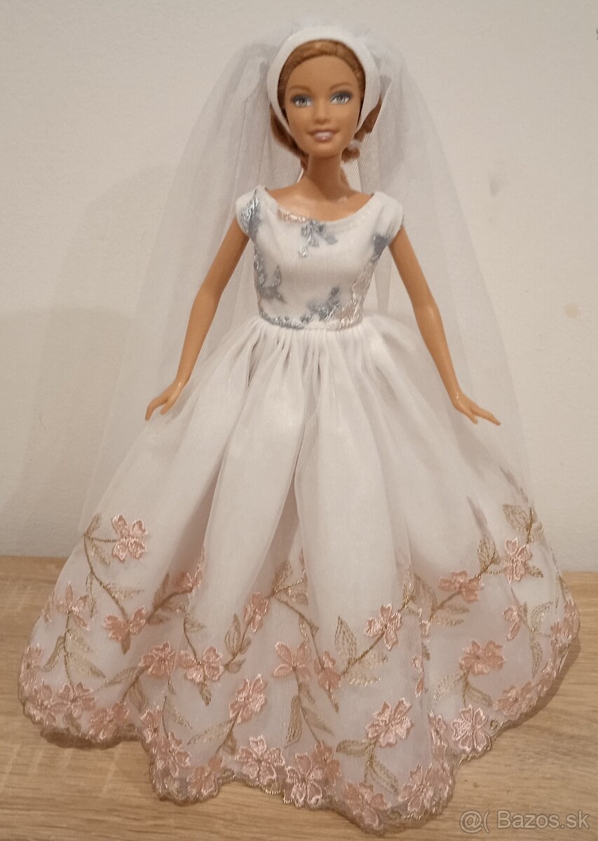 Barbie -svadobne šaty pre Barbie