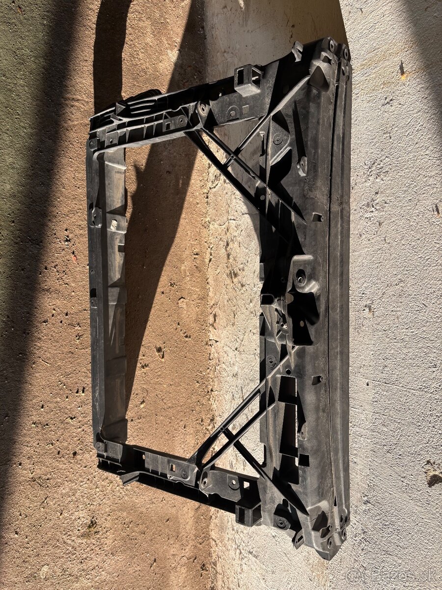 Predné čelo Škoda Rapid