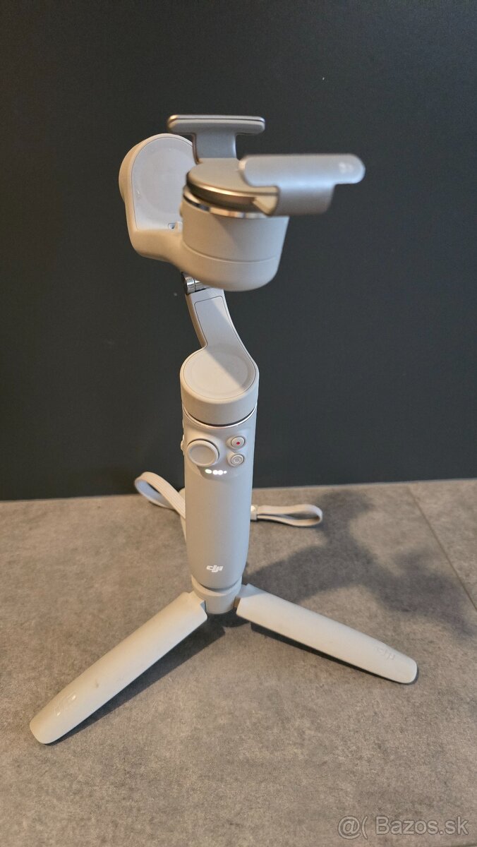Stabilizátor na mobil DJI osmo 5