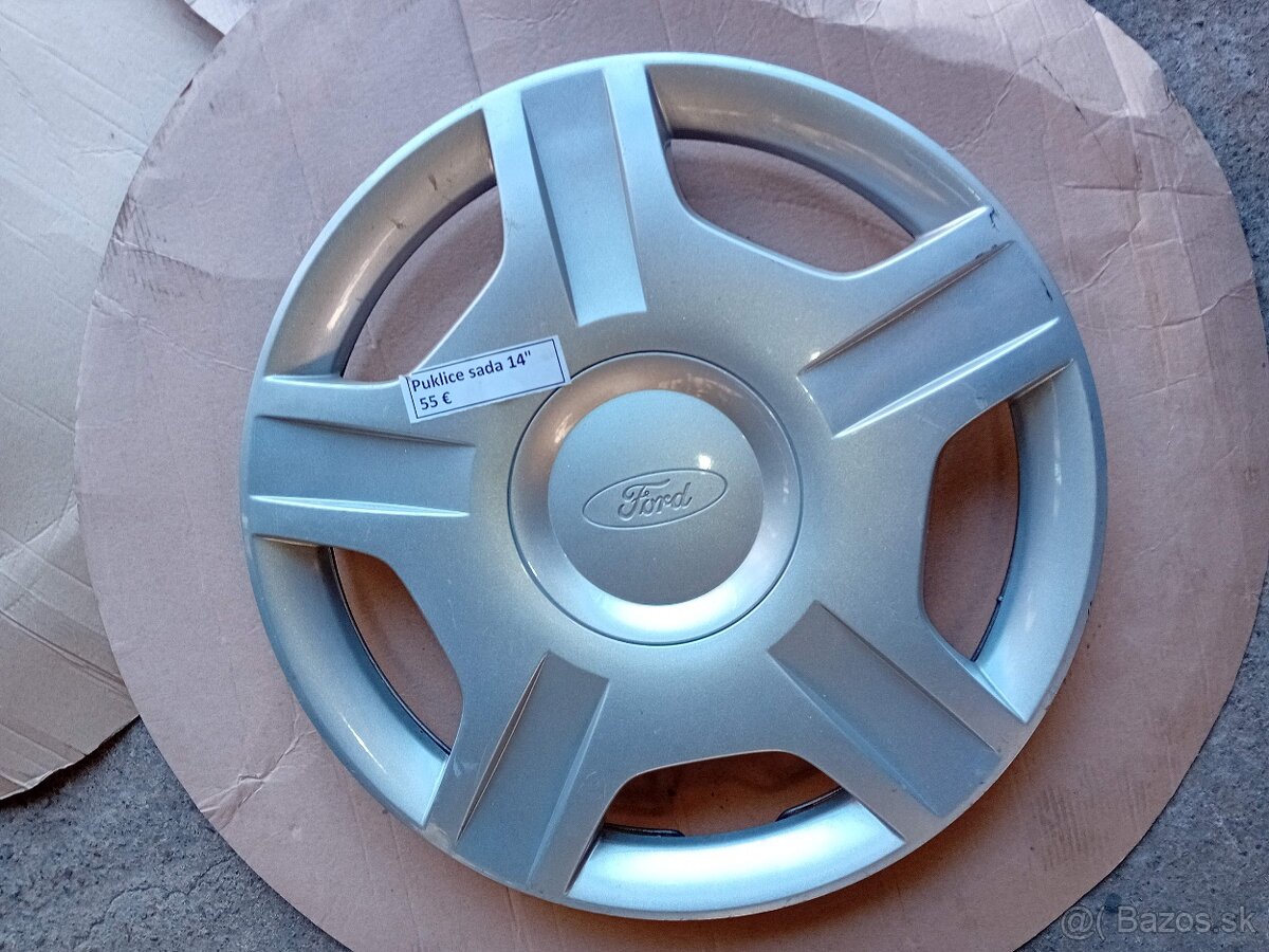 Puklice/okrasné kryty kolies