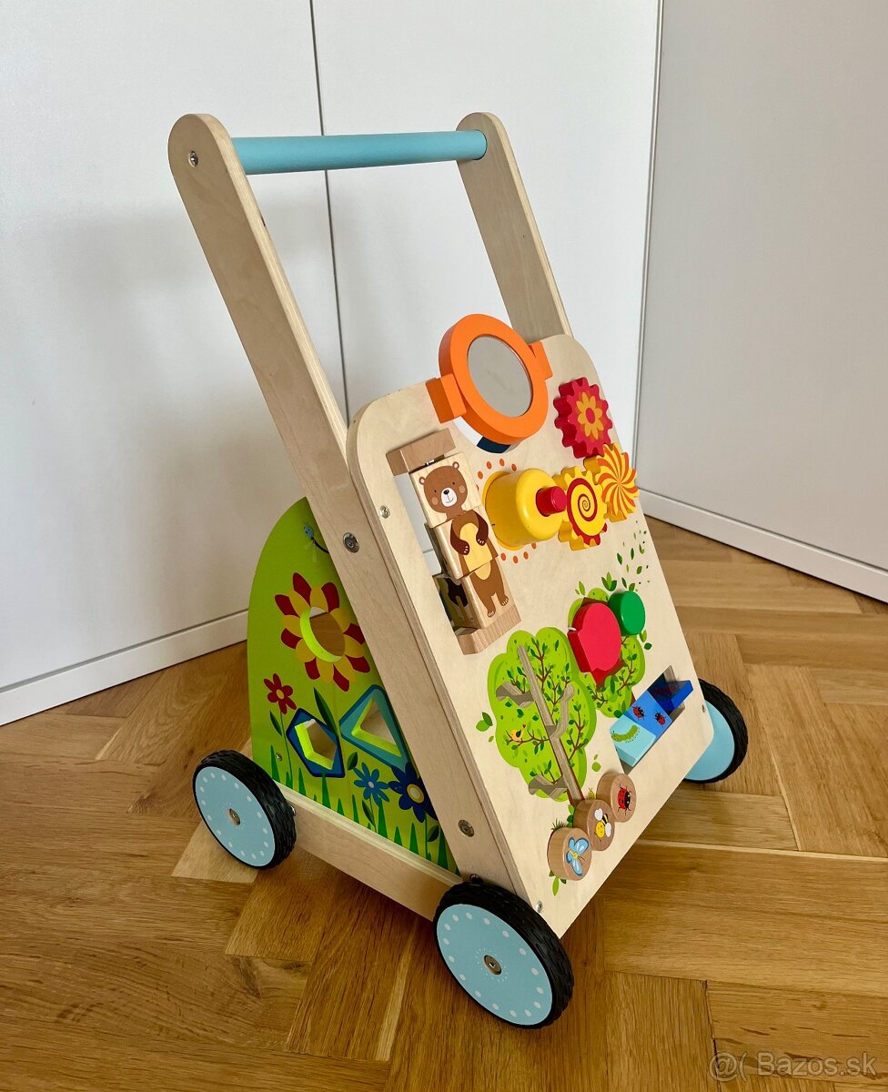 Drevené chodítko pre deti – Playtive (Lidl)