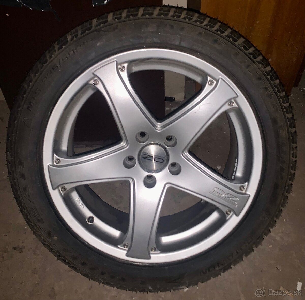 Iks OZ Tacing 5x120 225/50 R18 101V