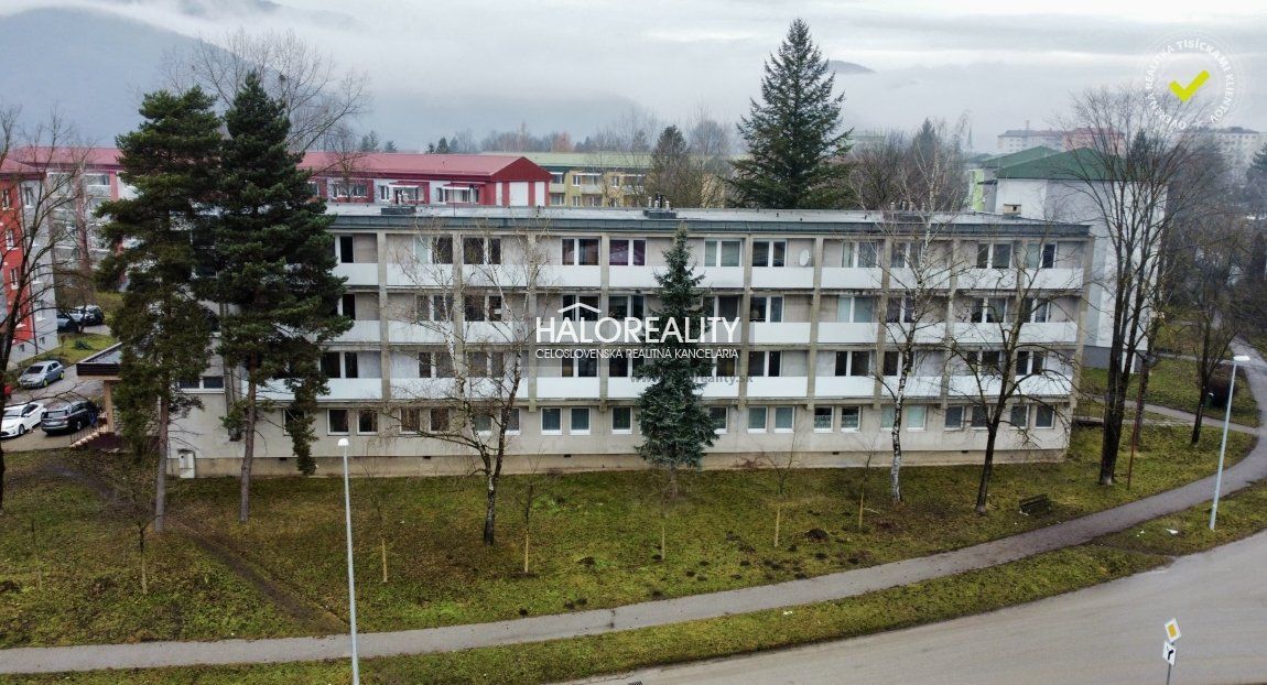 HALO reality - Predaj, komerčný objekt Revúca, 32 Bytov - E