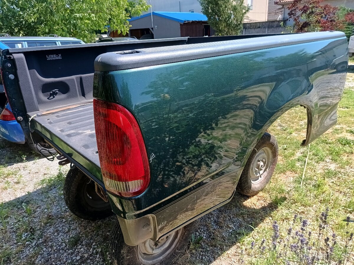 Ford F150, f-150 pick up korba,