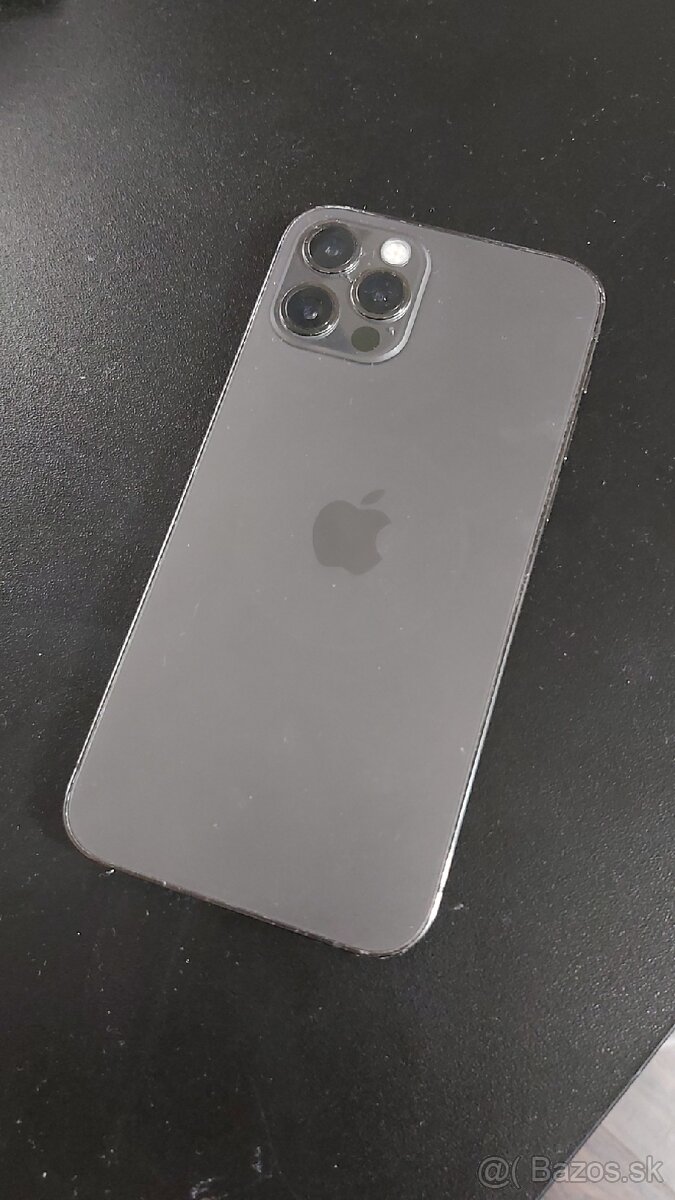 Iphone 12 pro na náhradné diely