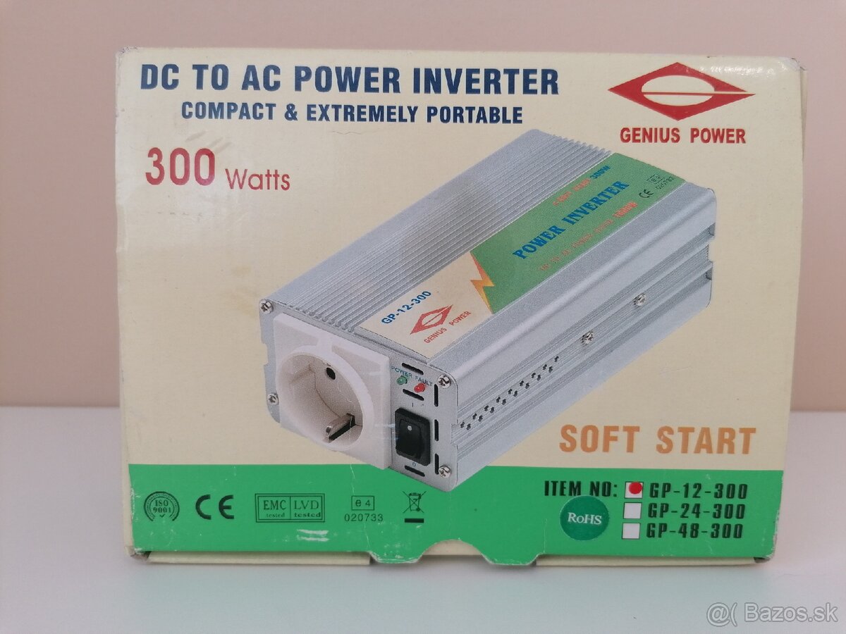 Menič napätia 12V/230V