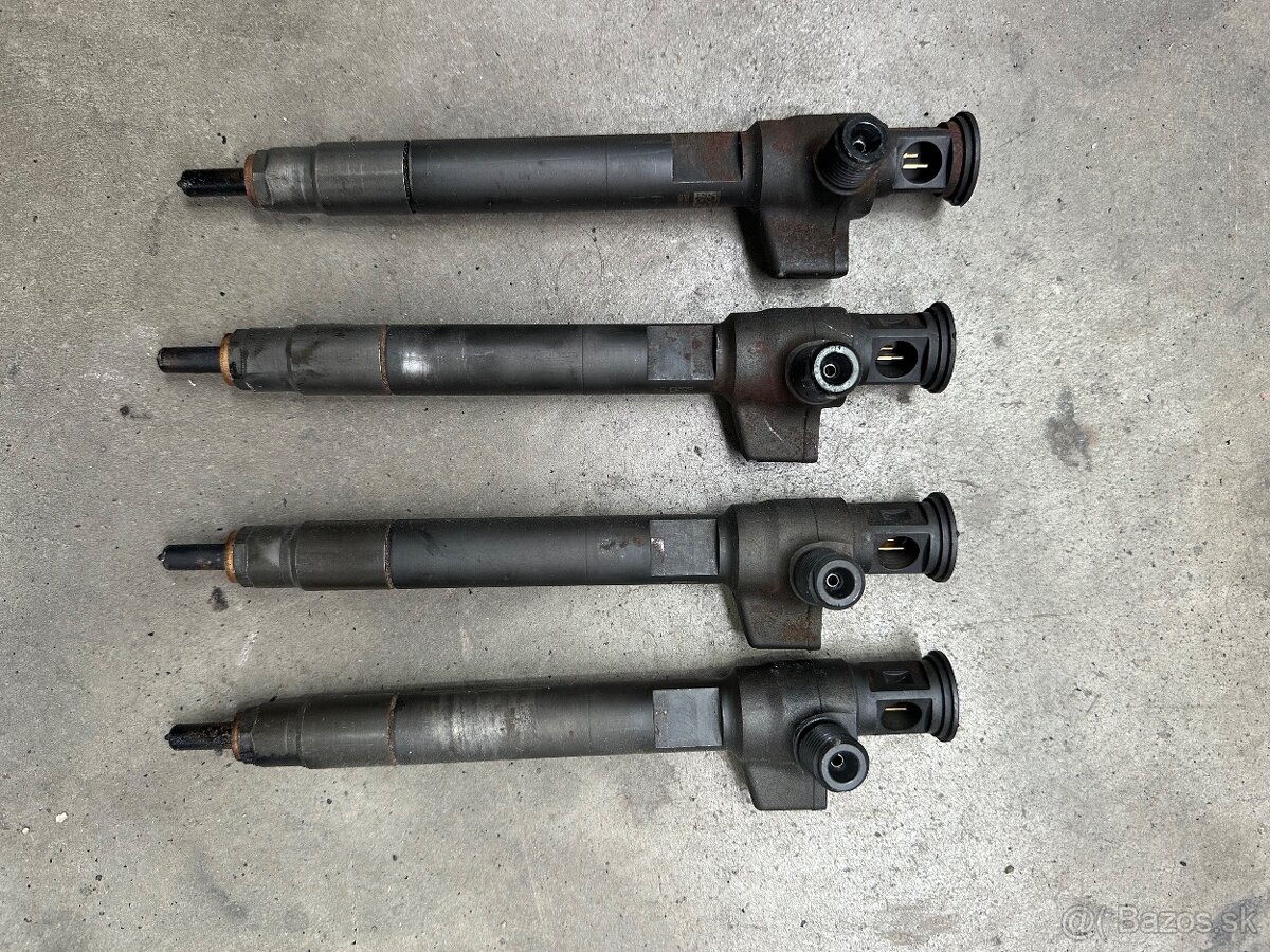 Vstrekovace PSA 2.2 HDI Euro 6  9824388280