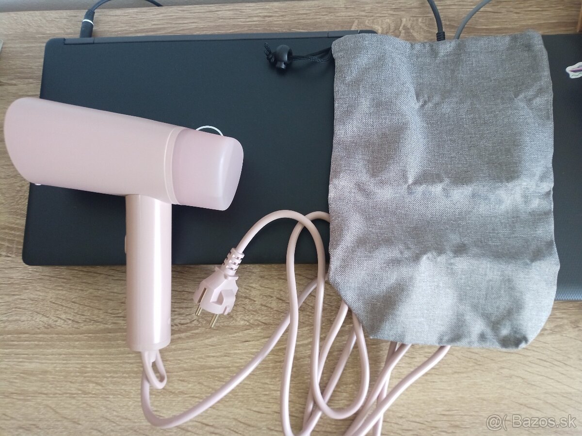 Naparovacia žehlička Electrolux