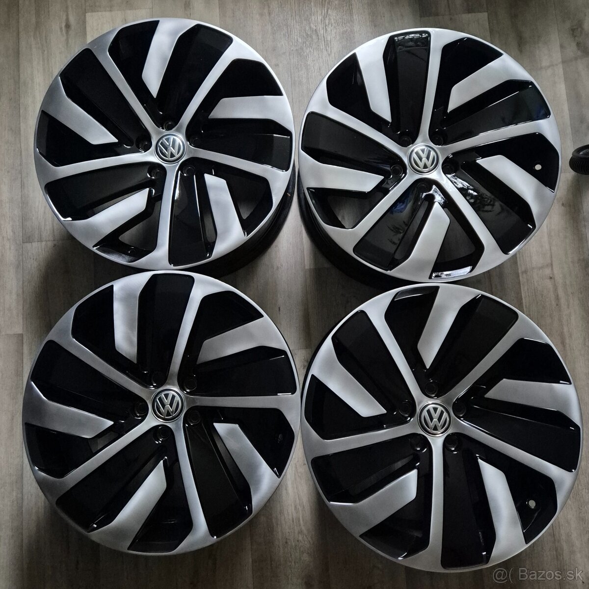 5x112 R19 VW Montevideo