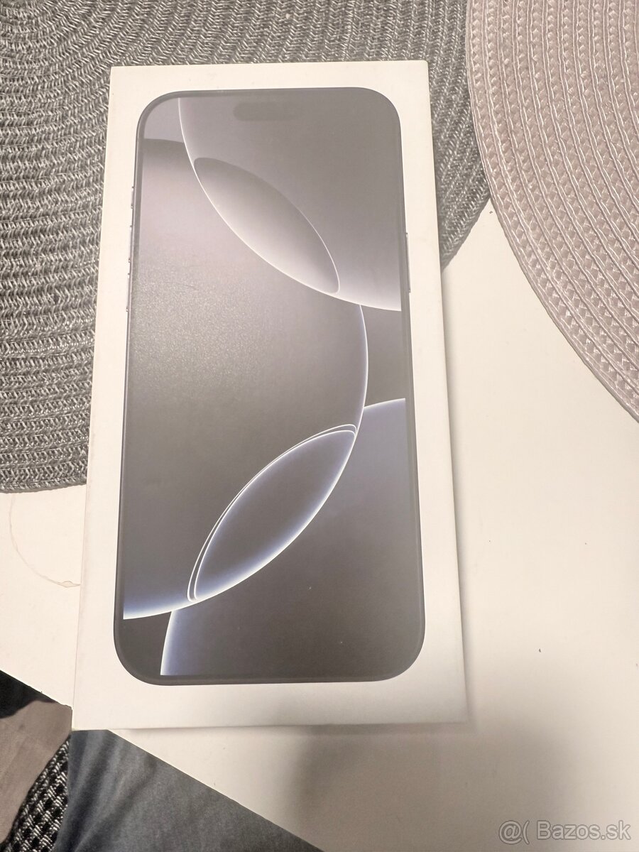 Predám IPhone 16 pro max