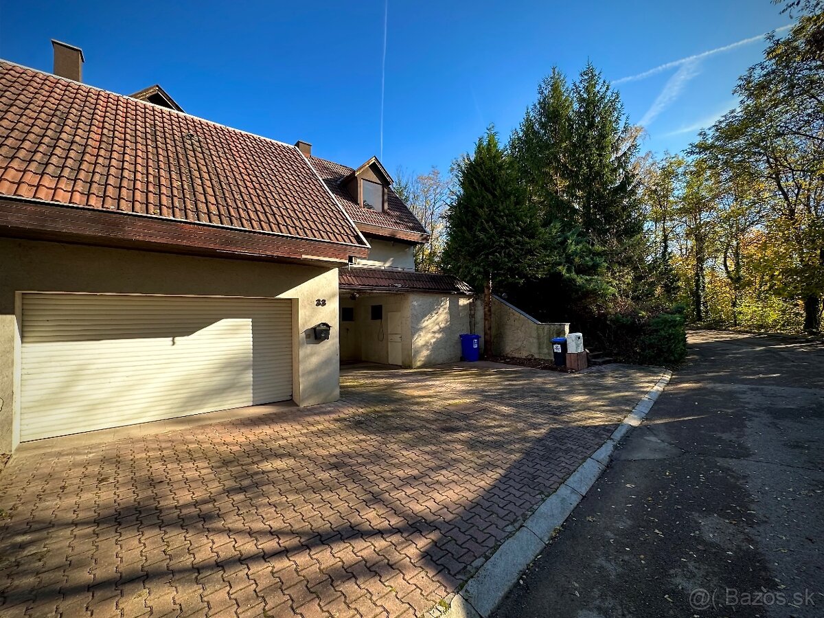 Na predaj dom v lukratívnej štvrti v centre Trenčína