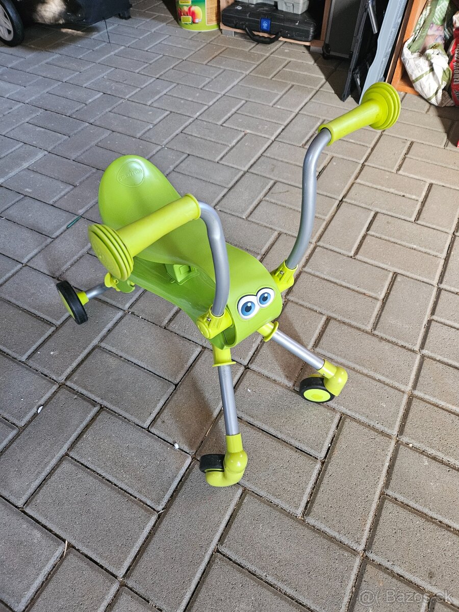 Odrážadlo SPRIGO SmarTrike 12m -36m