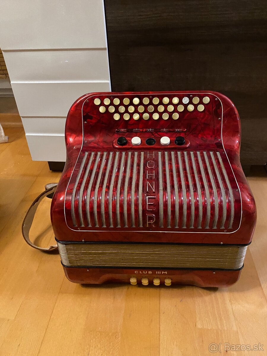 Heligonka Hohner Club lllM CF 3hlas + Kufor + Remene