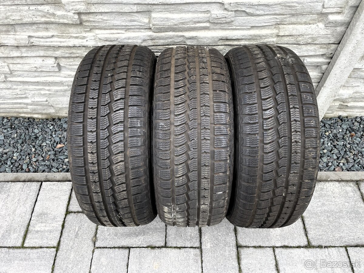 225/55 R17 3x Matador zimne