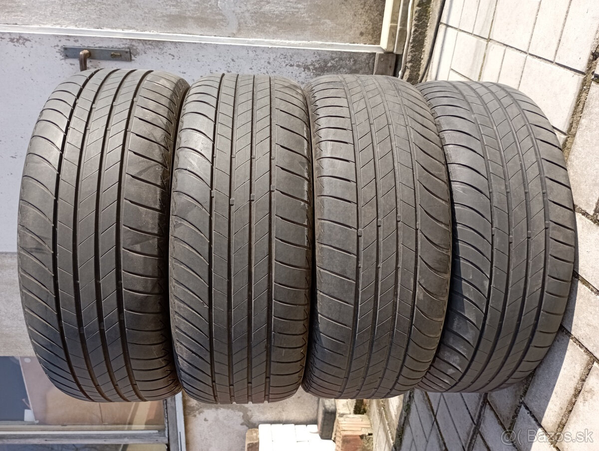 215/50/18 Bridgestone letné pneu 4ks