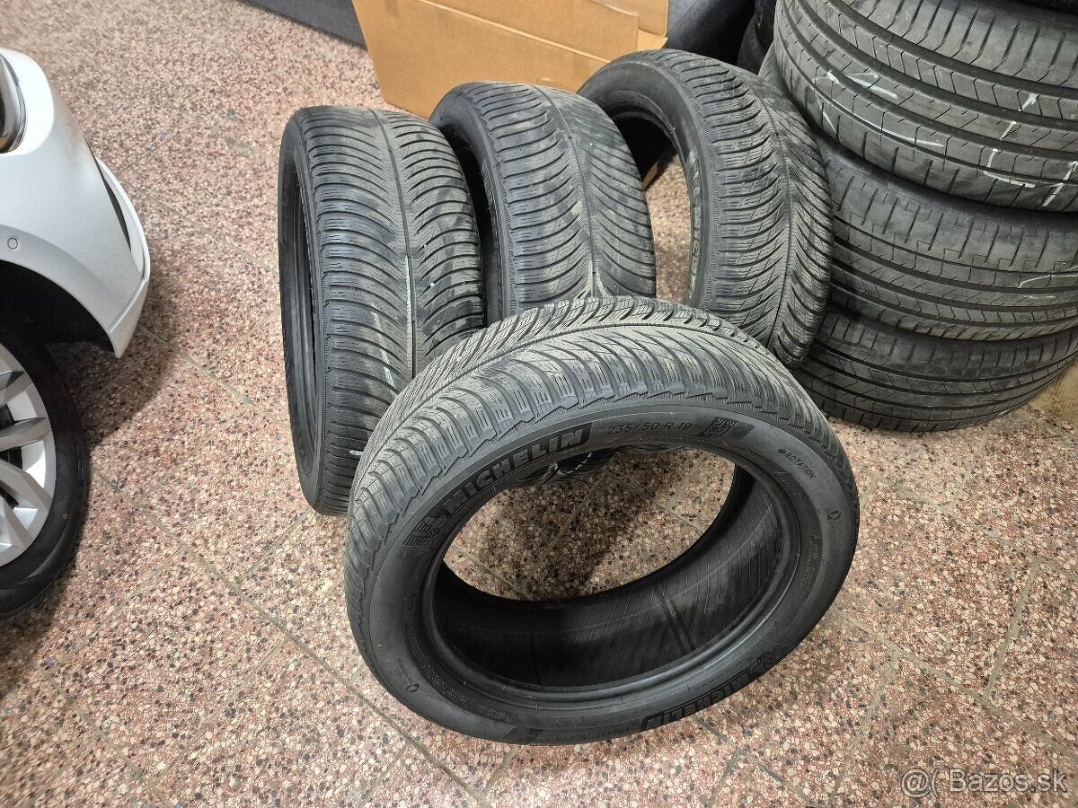 Zimné pneu Michelin 235/50 R19 PILOT ALPIN 5 SUV 103V