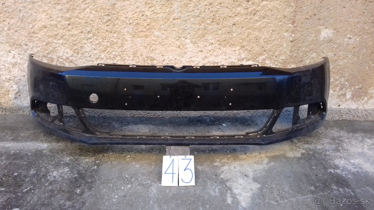 Naraznik VW JETTA čierny
