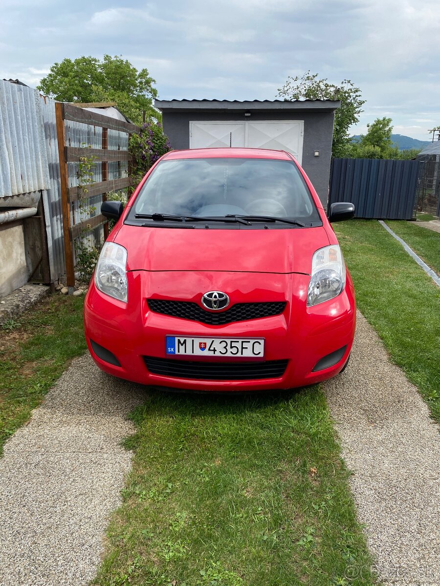 TOYOTA YARIS NA PREDAJ