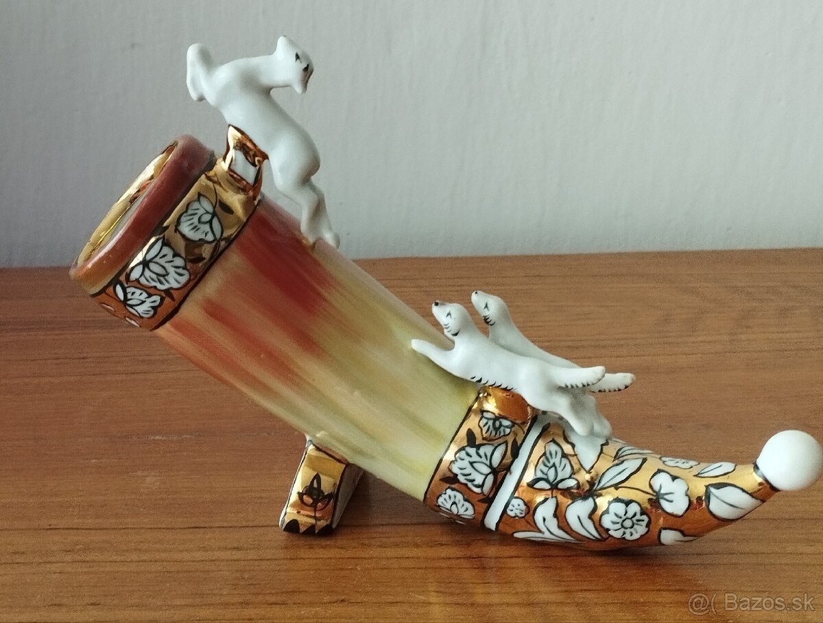 Porcelánová váza
