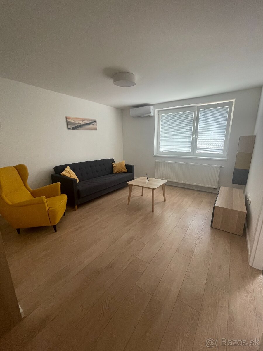 Na prenájom 2izbový byt v centre mesta