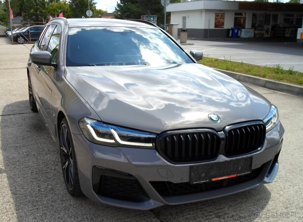 BMW Rad 5 Touring 530d mHEV xDrive M-paket 4x4/Možný odp DPH