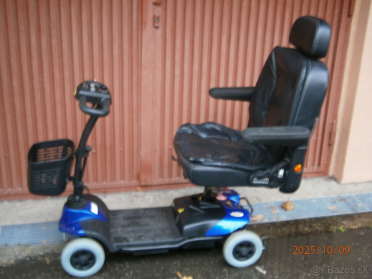Skúter/vozík pre imobilných strider ST