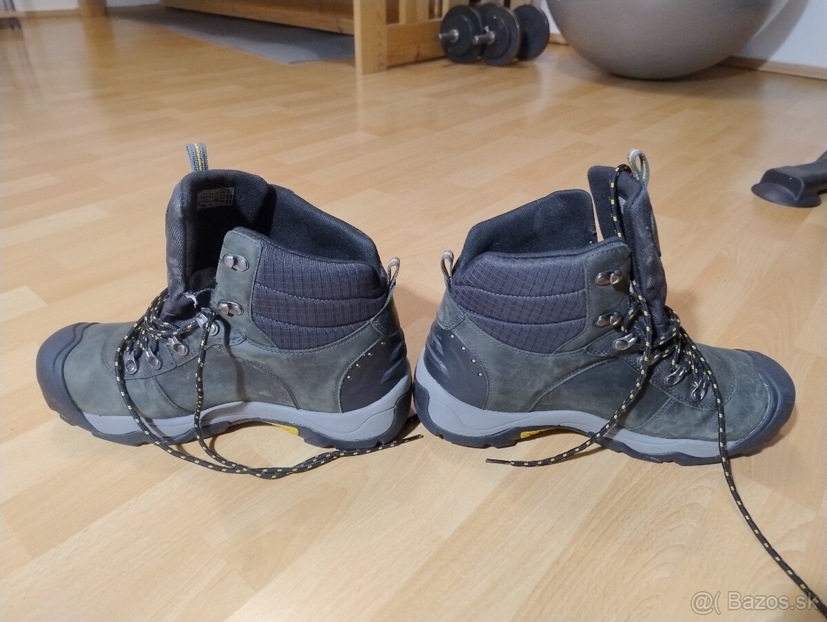 Keen Revel III 44,5/29 cm
